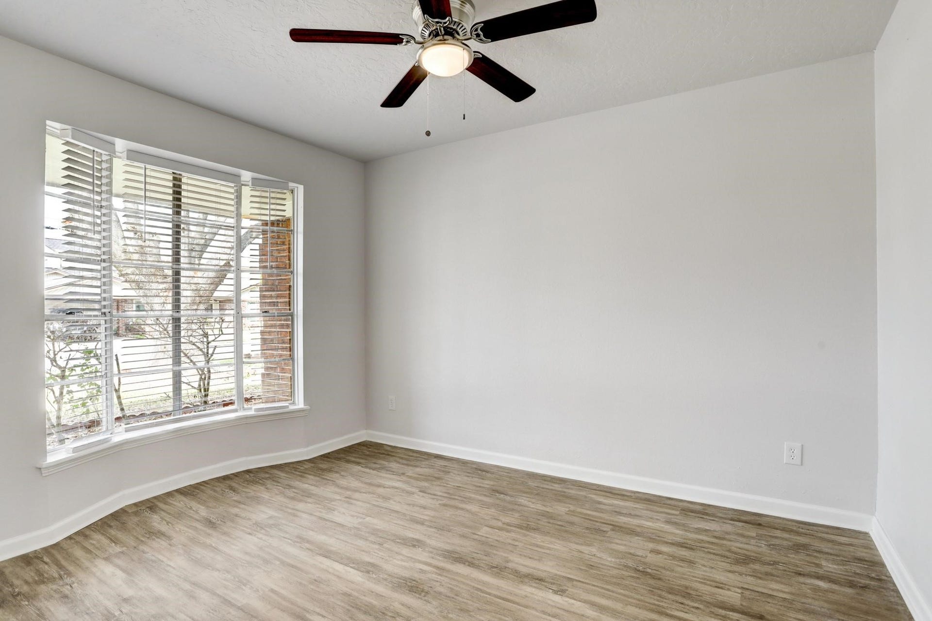 5613 Armstrong Drive, Texas City, TX 77591 5613 Armstrong Drive, Texas City, TX 77591