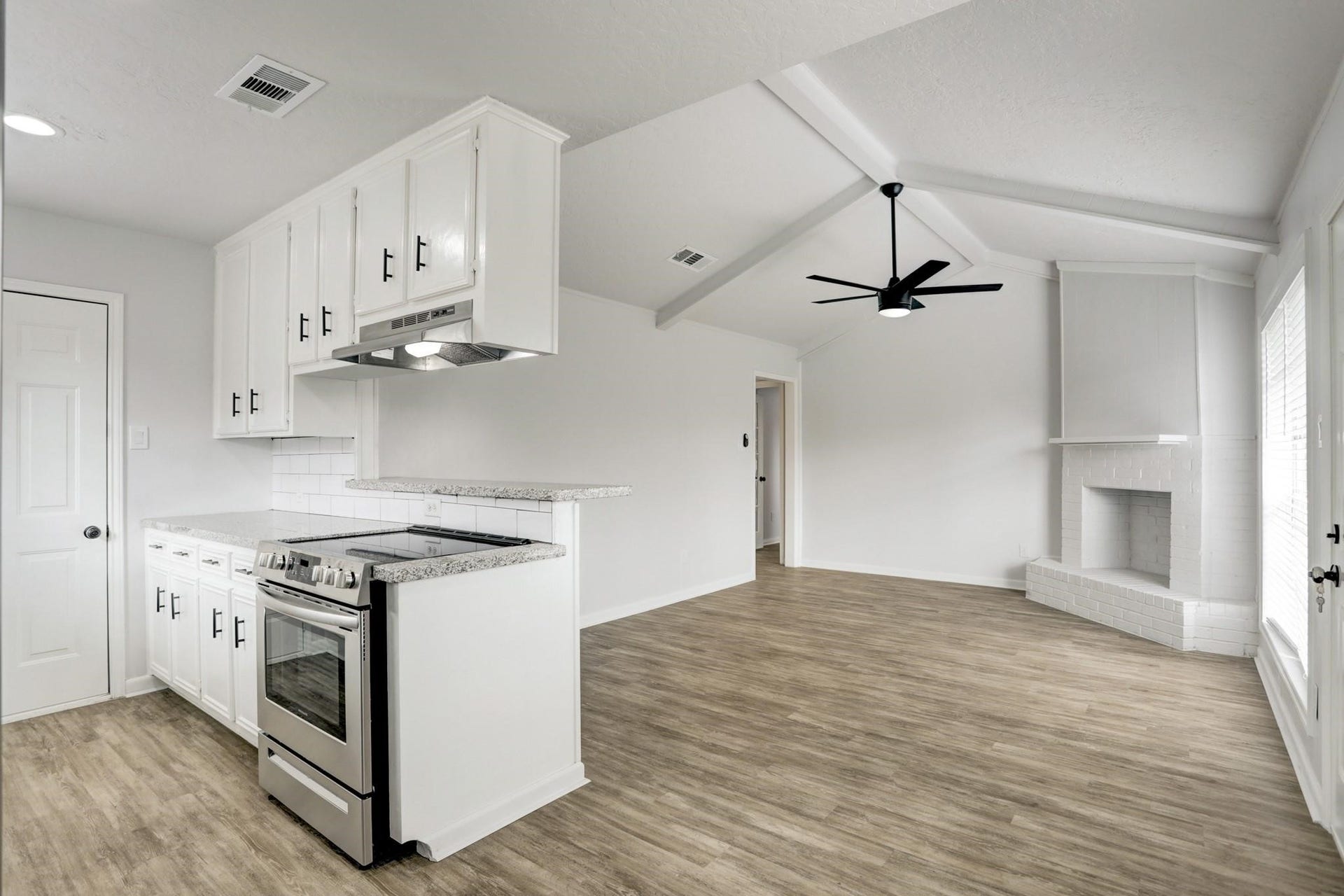 5613 Armstrong Drive, Texas City, TX 77591 5613 Armstrong Drive, Texas City, TX 77591