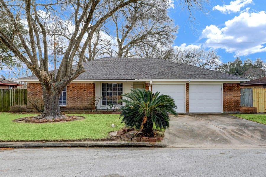 Property photo for 5613 Armstrong Drive, Texas City, TX