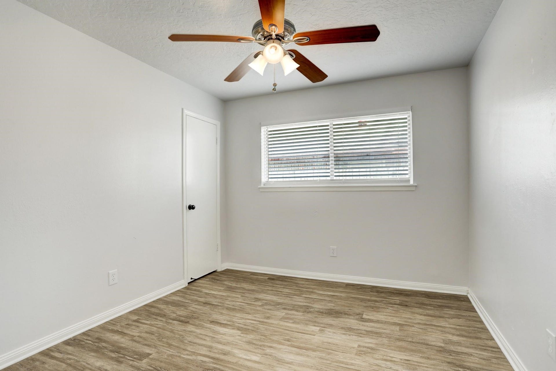 5613 Armstrong Drive, Texas City, TX 77591 5613 Armstrong Drive, Texas City, TX 77591