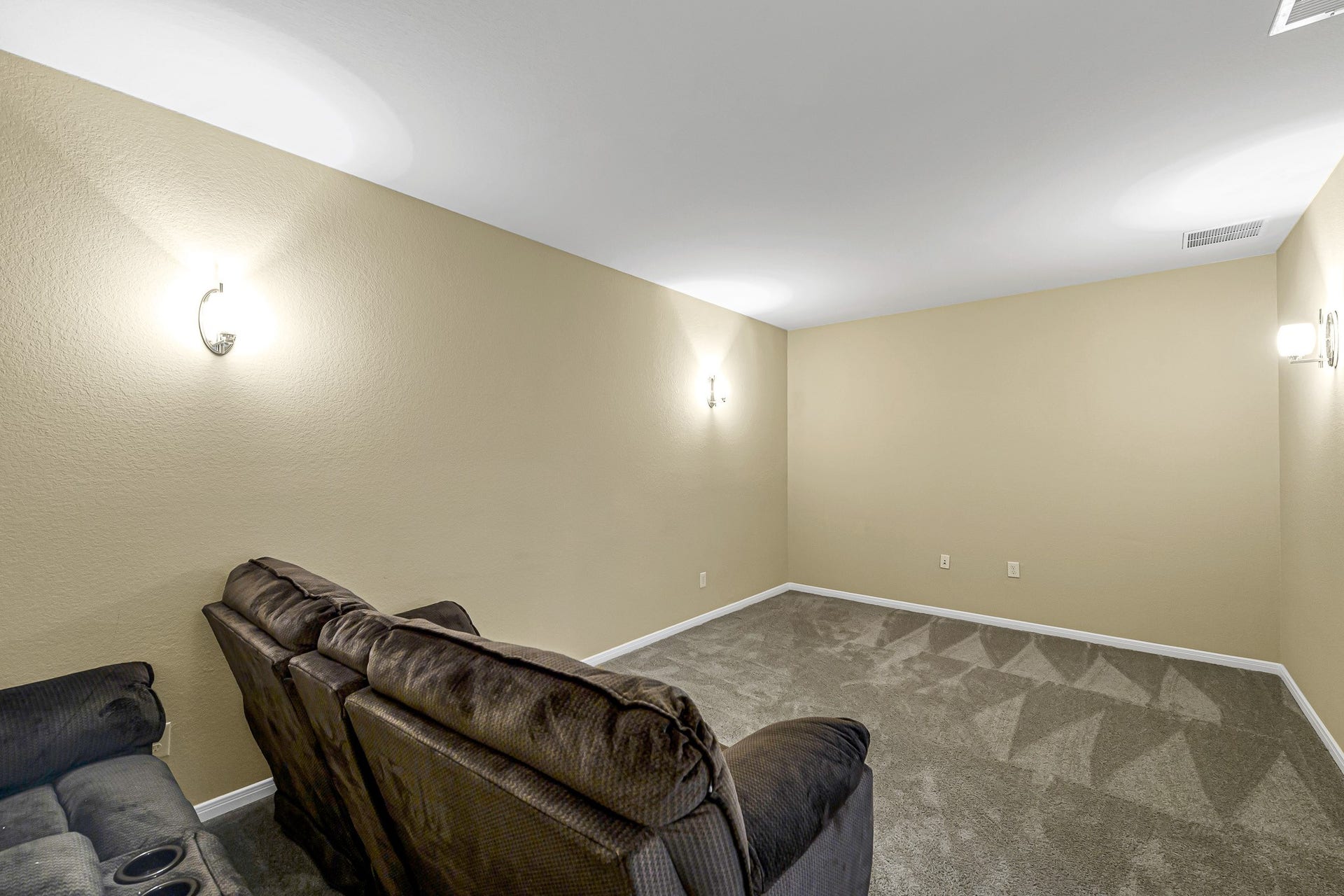 28106 Middlewater View, Katy, TX 77406 Dedicated Media Room