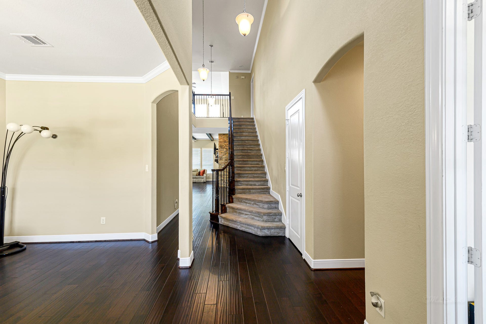 28106 Middlewater View, Katy, TX 77406 Entry 2-Story Ceiling