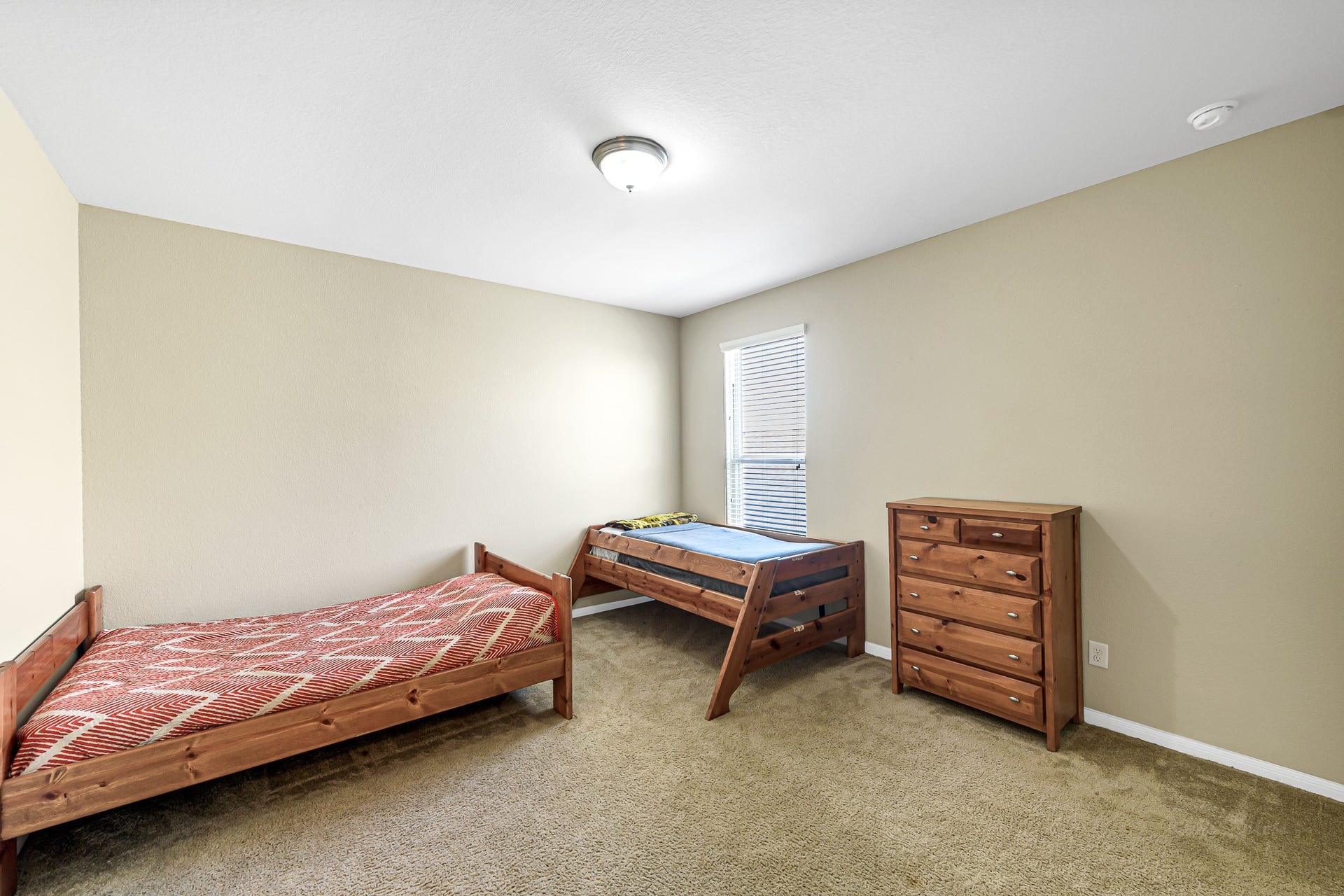 28106 Middlewater View, Katy, TX 77406 Bedroom 3- Upstairs can Accomodate Queen Size Bed