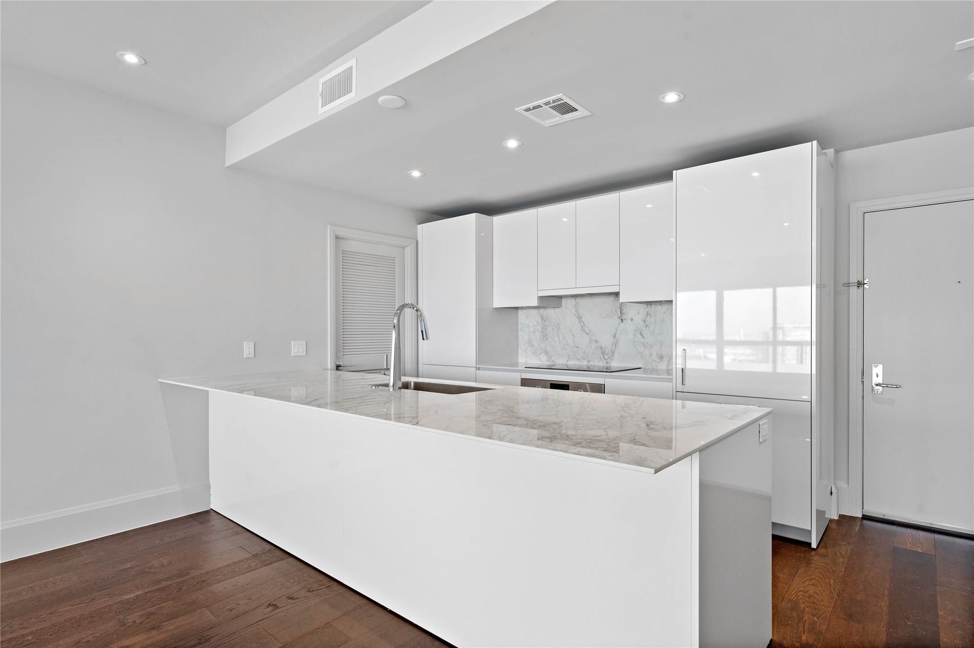 1701 Hermann Drive, #30D, Houston, TX 77004 1701 Hermann Drive, #30D, Houston, TX 77004