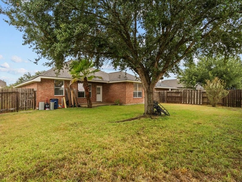 6507 Canyon Mist Lane, Dickinson, TX 77539 6507 Canyon Mist Lane, Dickinson, TX 77539