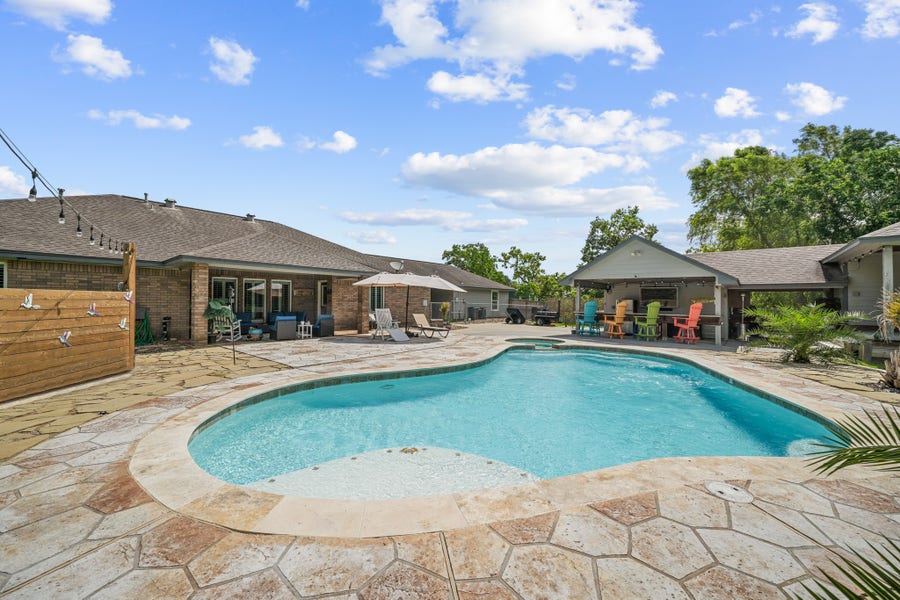 Property photo for 12707 28th Street, Santa Fe, TX