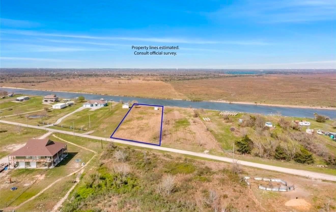 0000 South Redfish Tract 1, Hitchcock, TX 77563 0000 South Redfish Tract 1, Hitchcock, TX 77563