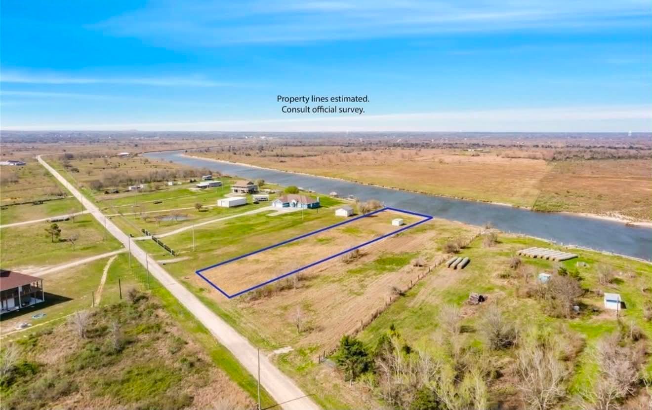 0000 South Redfish Tract 1, Hitchcock, TX 77563 0000 South Redfish Tract 1, Hitchcock, TX 77563