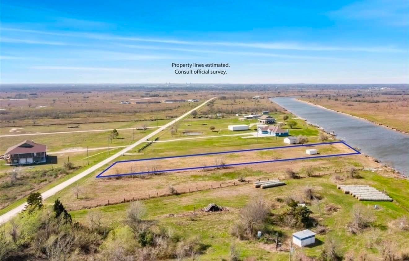 0000 South Redfish Tract 1, Hitchcock, TX 77563 0000 South Redfish Tract 1, Hitchcock, TX 77563