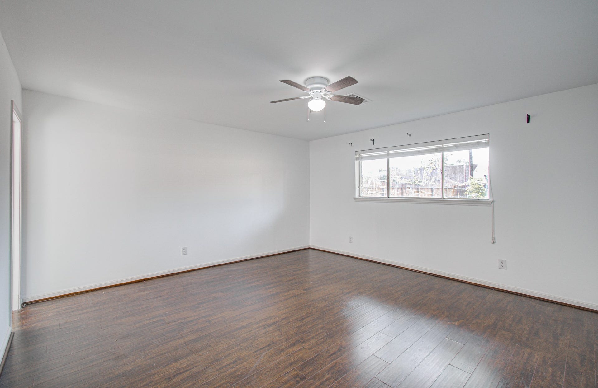 8407 Sharpview Drive, Houston, TX 77036 8407 Sharpview Drive, Houston, TX 77036