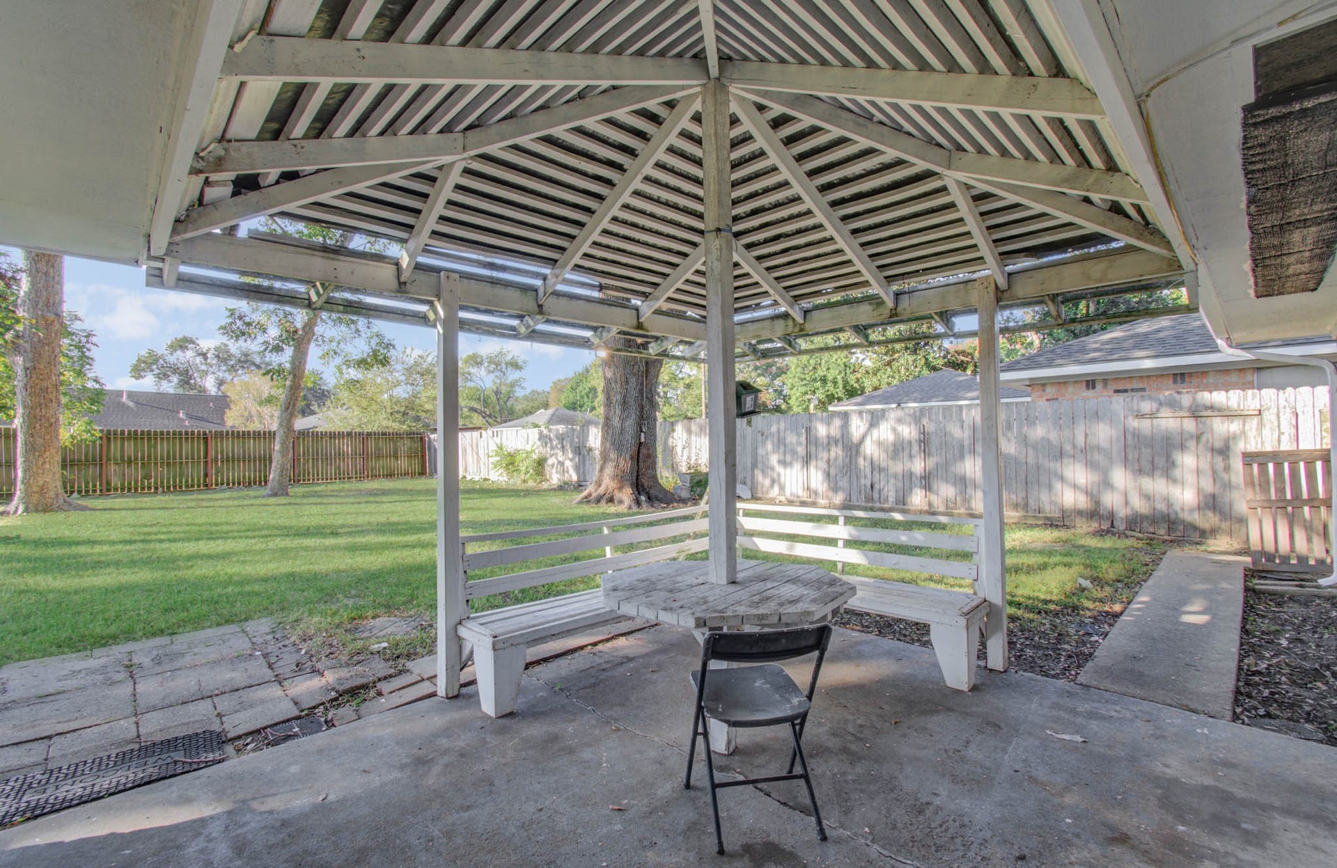 8407 Sharpview Drive, Houston, TX 77036 8407 Sharpview Drive, Houston, TX 77036