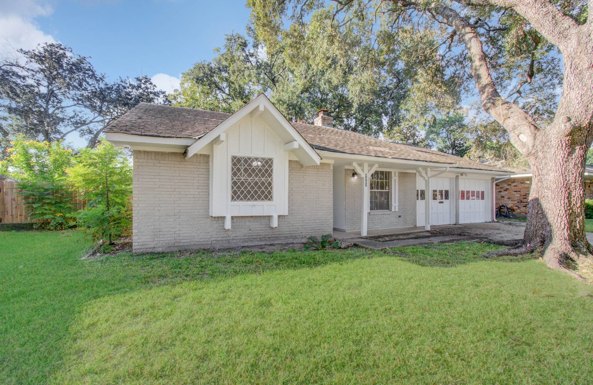 8407 Sharpview Drive, Houston, TX 77036 8407 Sharpview Drive, Houston, TX 77036