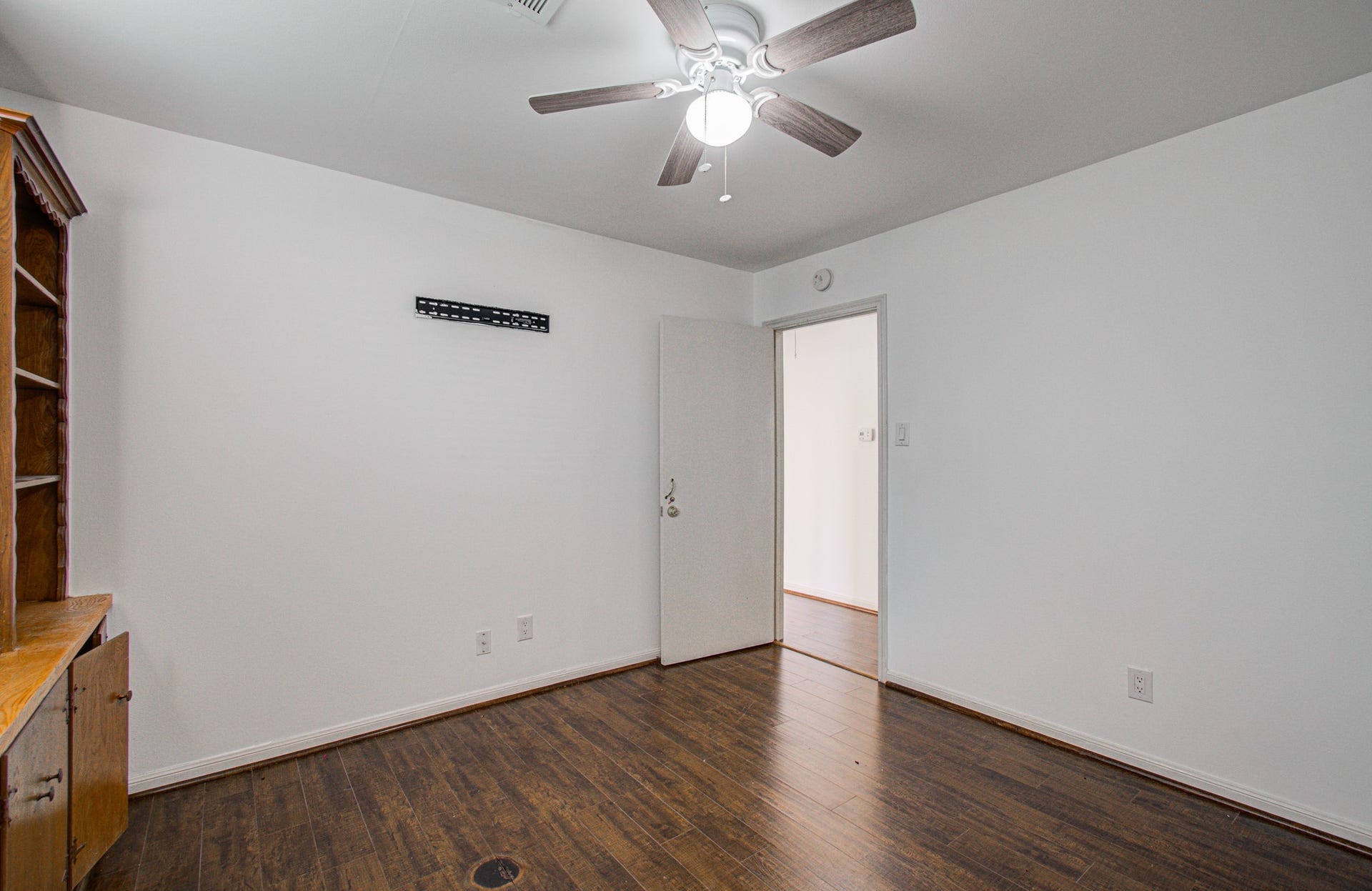 8407 Sharpview Drive, Houston, TX 77036 8407 Sharpview Drive, Houston, TX 77036