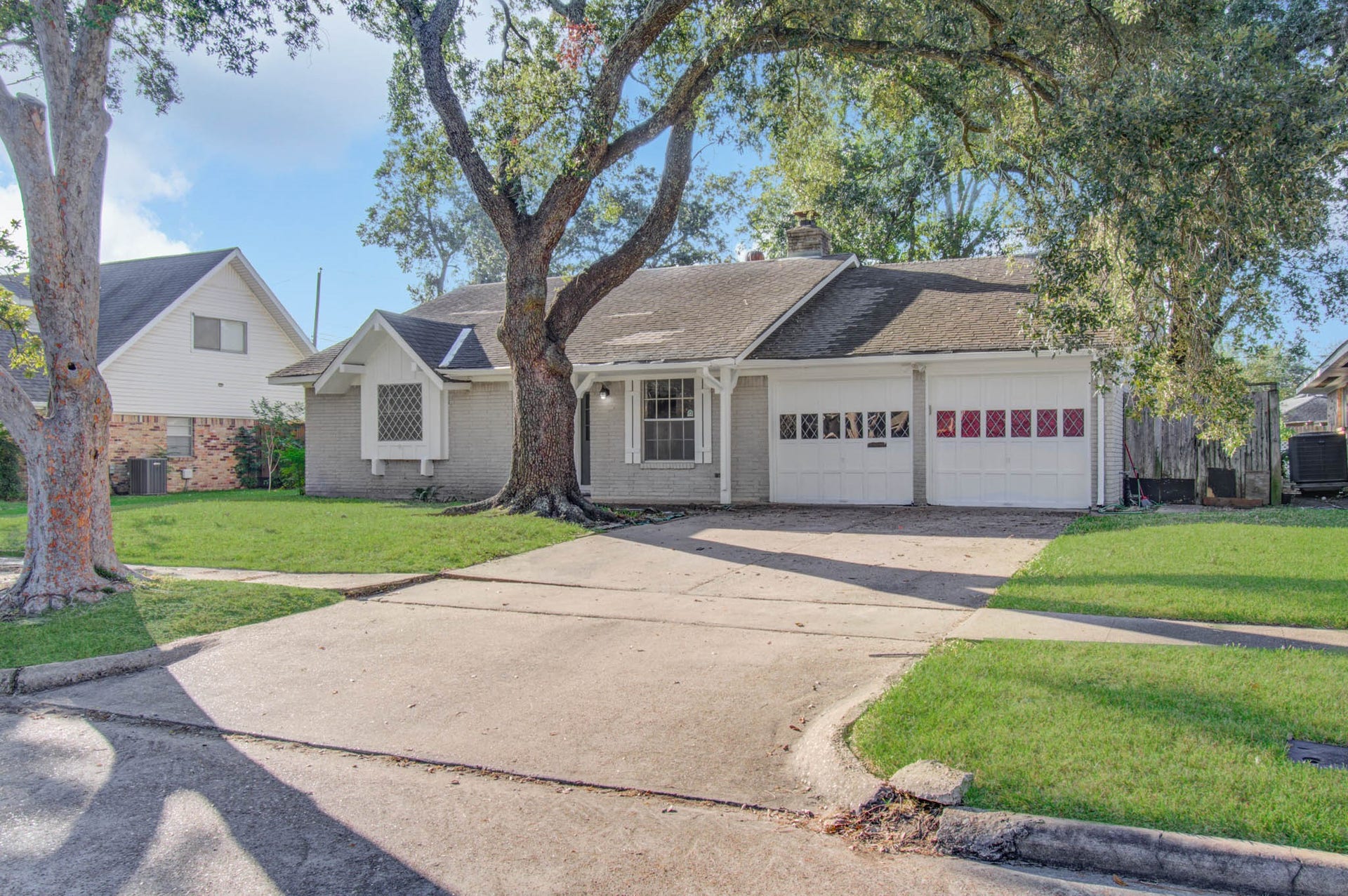 8407 Sharpview Drive, Houston, TX 77036 8407 Sharpview Drive, Houston, TX 77036