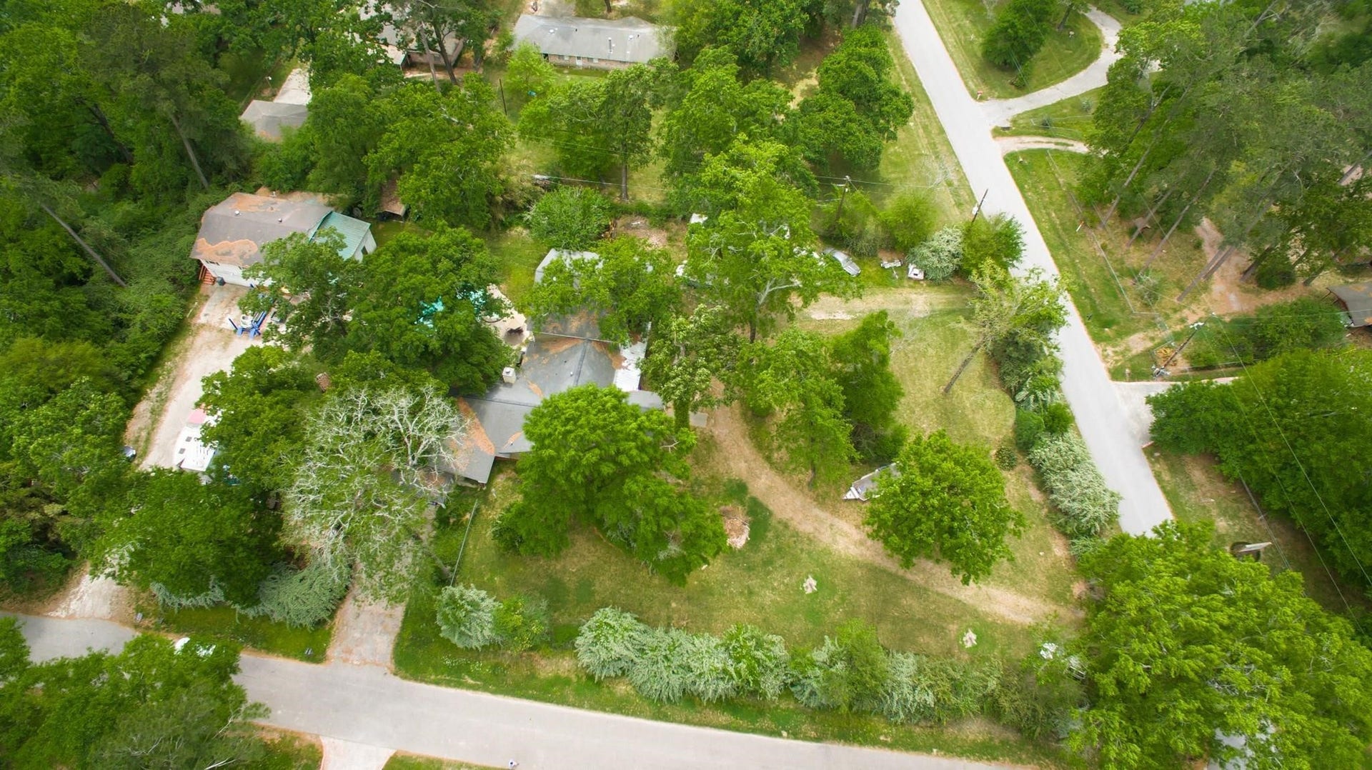 1802 Pinewoods Way, Spring, TX 77386 1802 Pinewoods Way, Spring, TX 77386