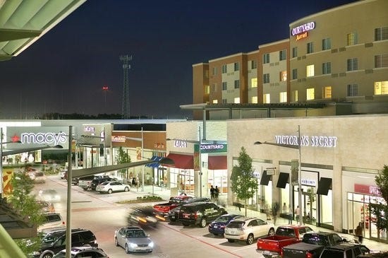 11404 Summit Bay Drive, Pearland, TX 77584 Pearland Town Center is a mixed-use development that offers retail, dining, a 110-room Courtyard by Marriott, 234 high-end residential units, as well as 60,000 square feet of office space. A new addition to Pearland Town Center includes an HCA Healthcare training center.