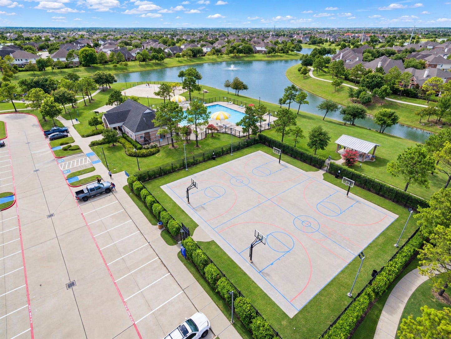 11404 Summit Bay Drive, Pearland, TX 77584 Shadow Creek Ranch offers more than 150 acres of recreational facilities, giving residents countless opportunities for fun. The community features neighborhood parks, playgrounds, a water park, and two recreation centers. In one photo, you can see the playground, volleyball and basketball courts, and a swimming pool.