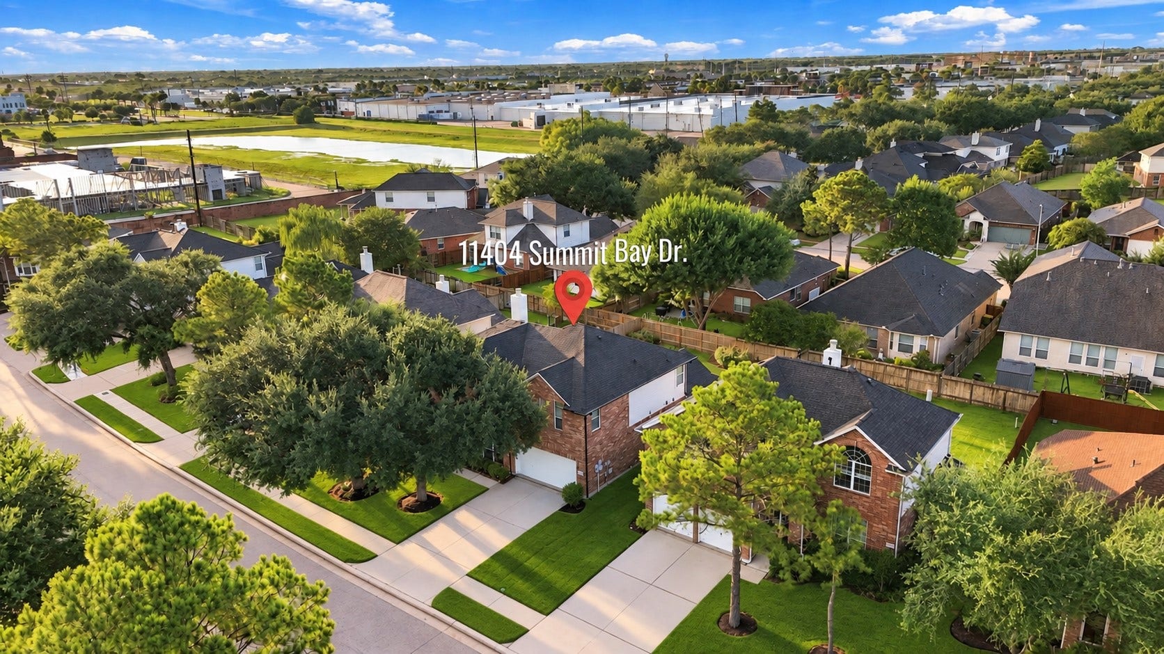 11404 Summit Bay Drive, Pearland, TX 77584 Located just minutes from Houston's downtown business district, the Texas Medical Center, Hobby Airport and all of the entertainment and sports hubs, Shadow Creek Ranch offers a location like no other of its kind in the Houston area.