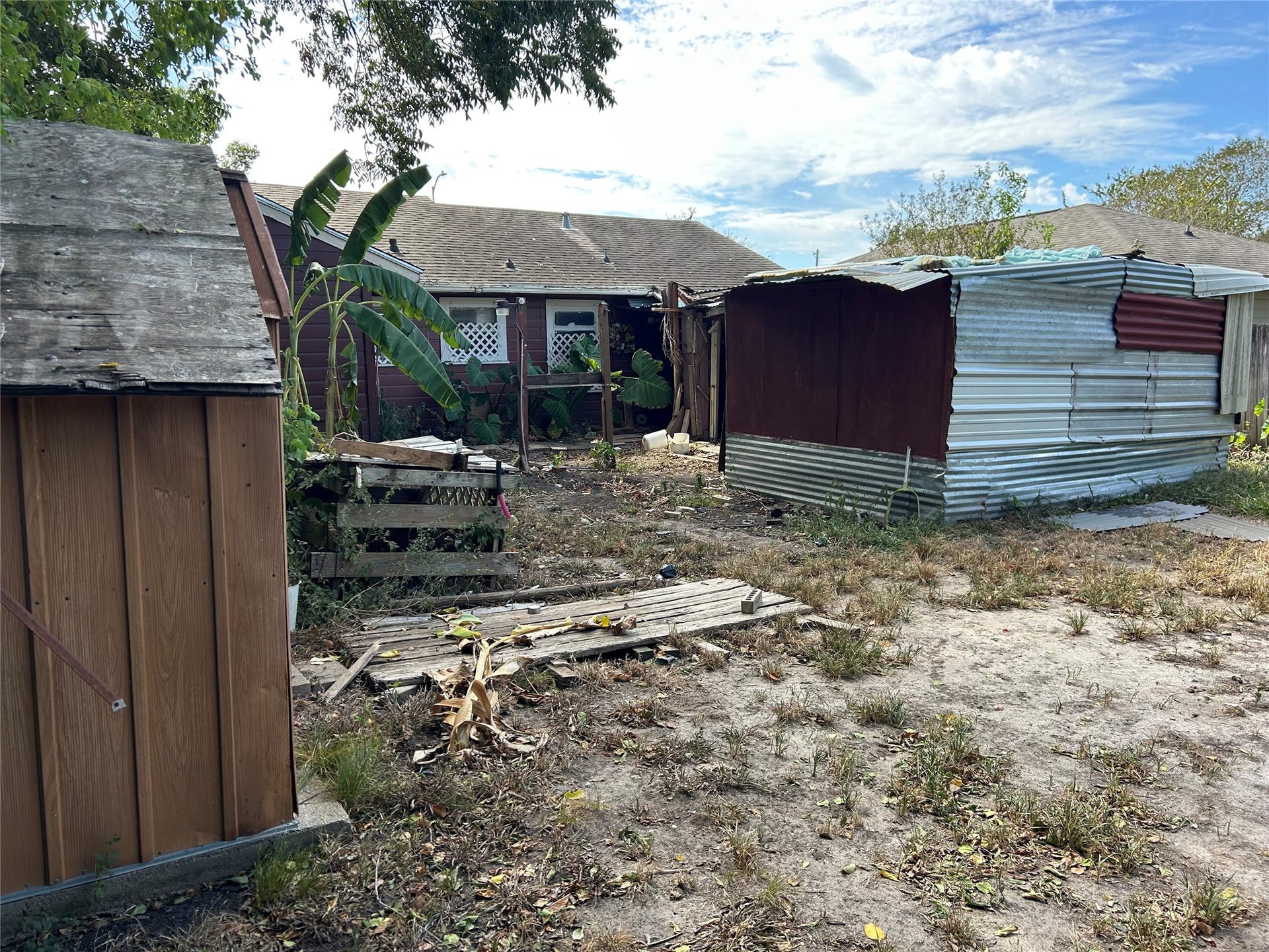 2207 NORMAN Street, Pasadena, TX 77506
