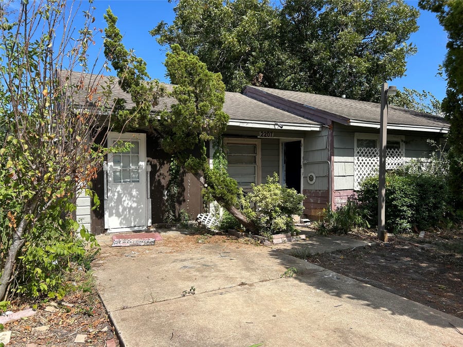 Property photo for 2207 NORMAN Street, Pasadena, TX