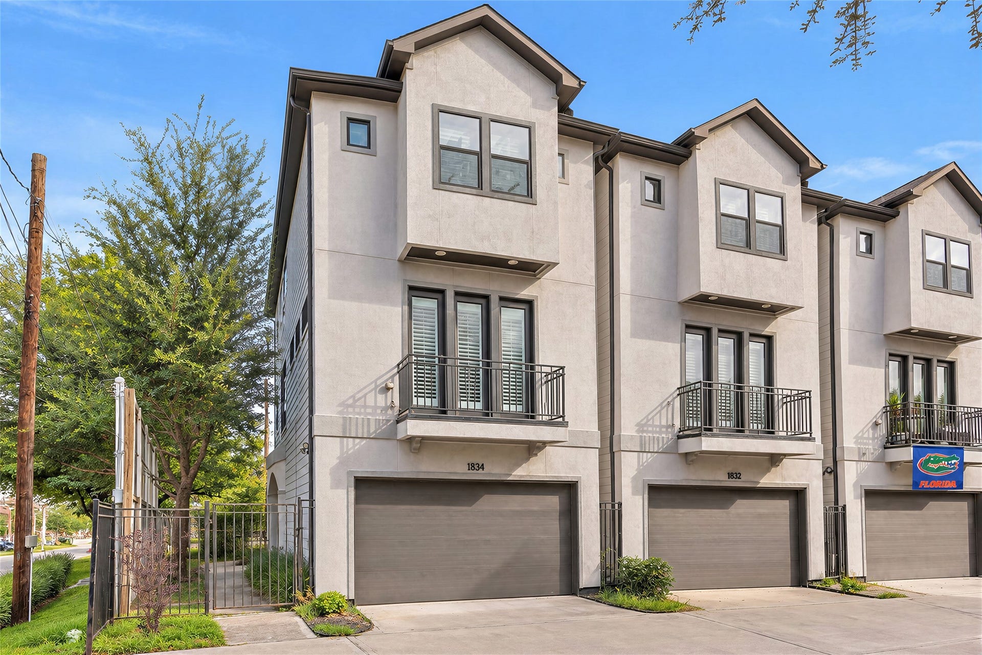 1834 Bonner Street, Houston, TX 77007 1834 Bonner Street, Houston, TX 77007