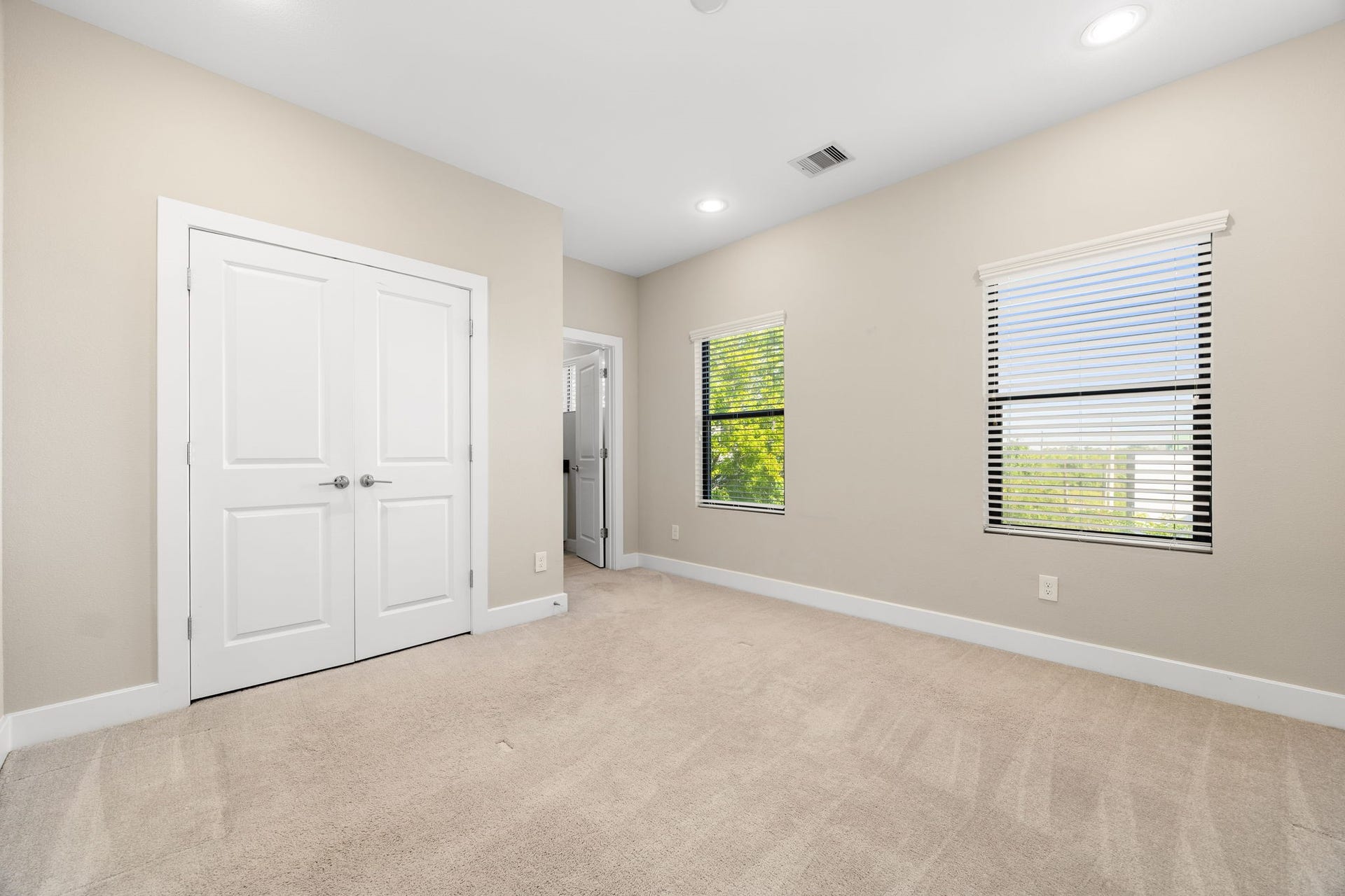 1834 Bonner Street, Houston, TX 77007 1834 Bonner Street, Houston, TX 77007
