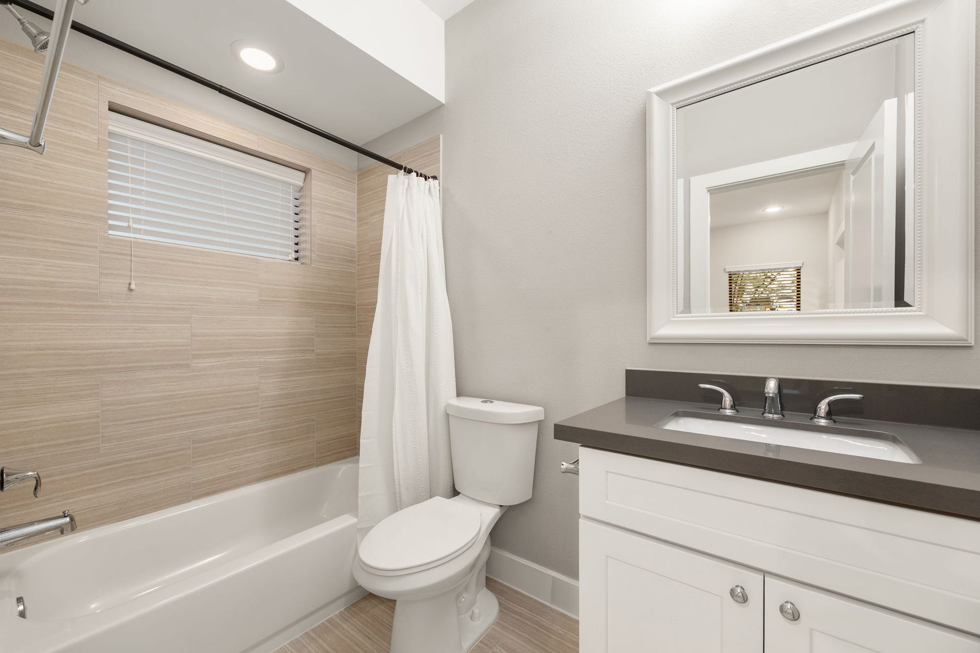 1834 Bonner Street, Houston, TX 77007 1834 Bonner Street, Houston, TX 77007