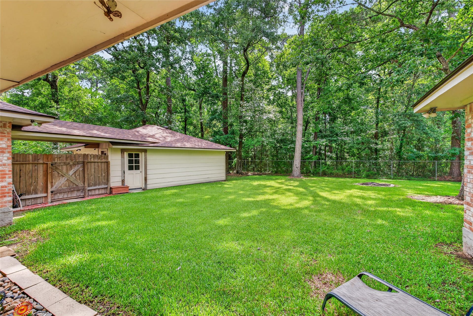 97 Panorama Drive, Panorama Village, TX 77304 97 Panorama Drive, Panorama Village, TX 77304