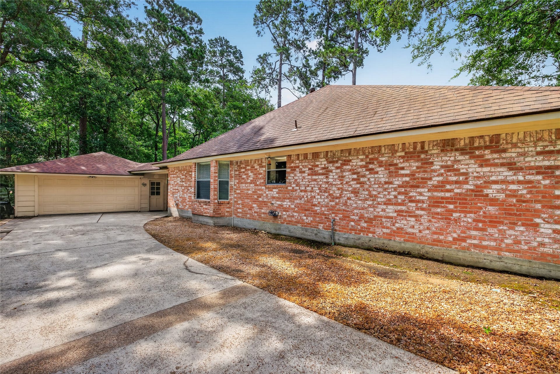 97 Panorama Drive, Panorama Village, TX 77304 97 Panorama Drive, Panorama Village, TX 77304