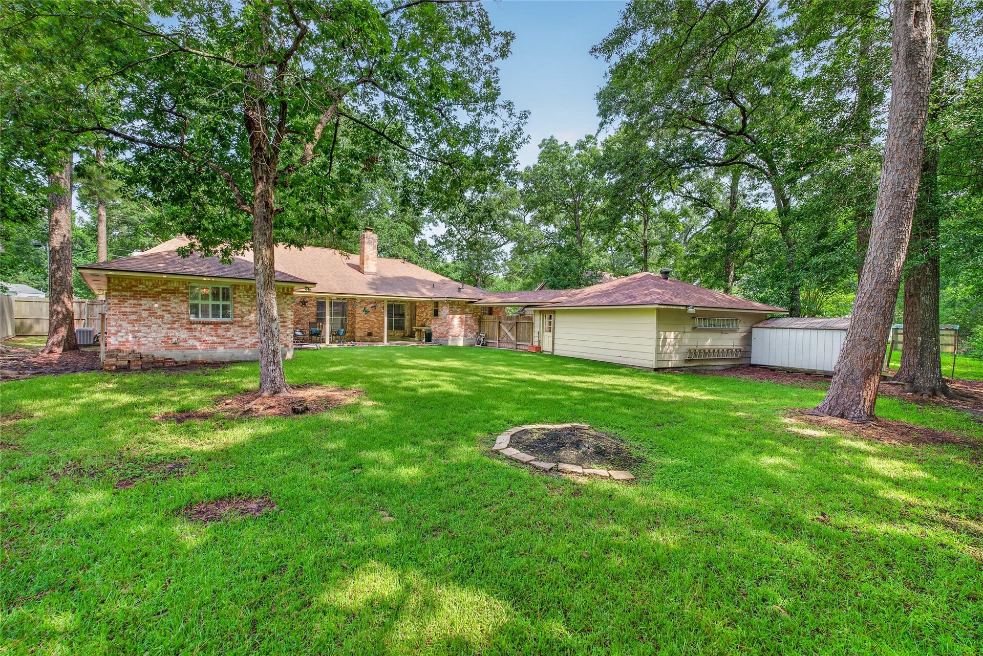 97 Panorama Drive, Panorama Village, TX 77304 97 Panorama Drive, Panorama Village, TX 77304