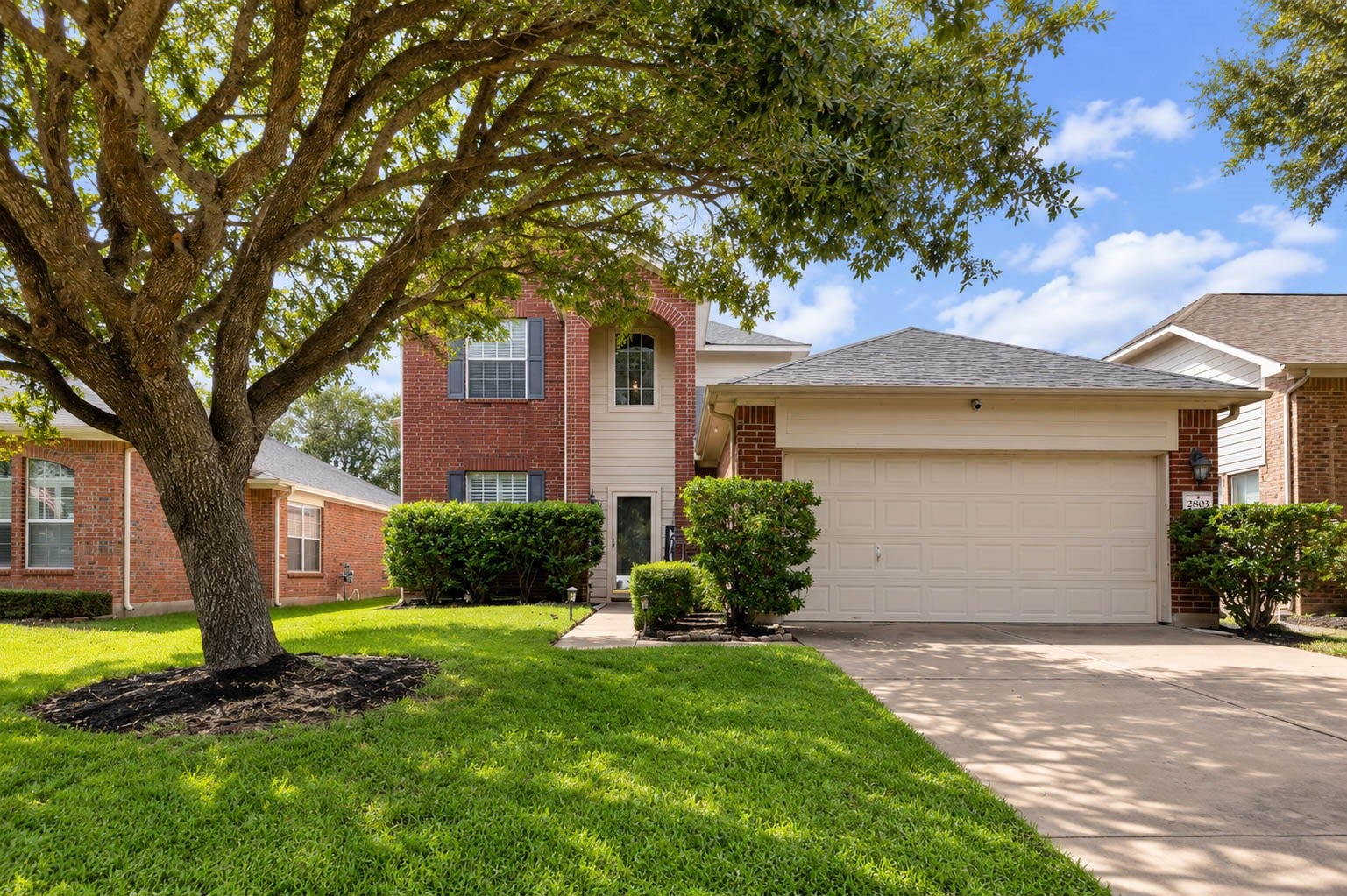 Dont miss the opportunity to make this beautiful home yourscall today to schedule your private showing!