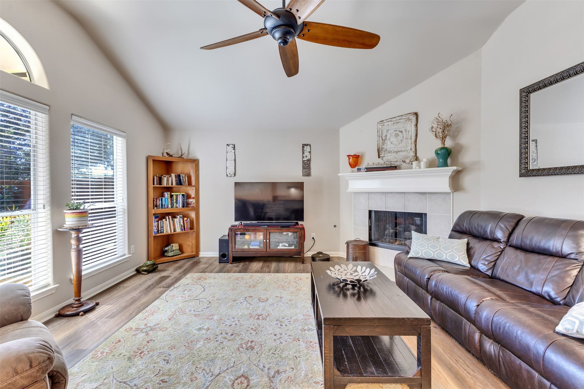 6006 Knollwood Trail, Spring, TX 77373 6006 Knollwood Trail, Spring, TX 77373