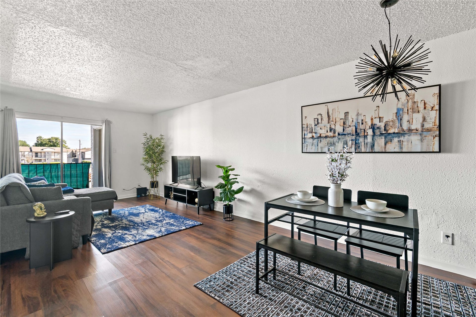 2830 S Bartell Drive, #211, Houston, TX 77054