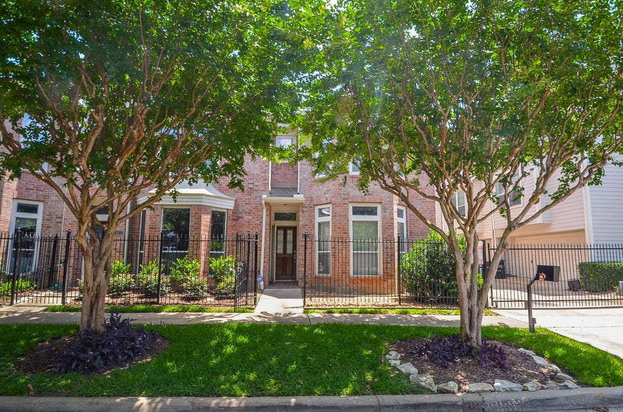 Property photo for 1929 Calumet Street, Houston, TX