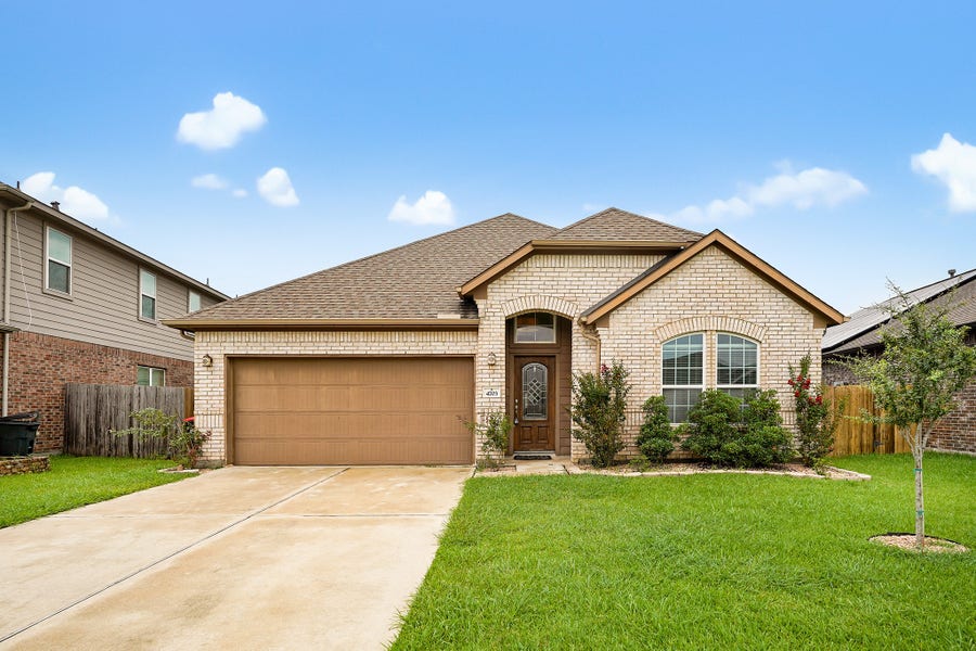 Property photo for 4703 Goldeneye Drive, Baytown, TX
