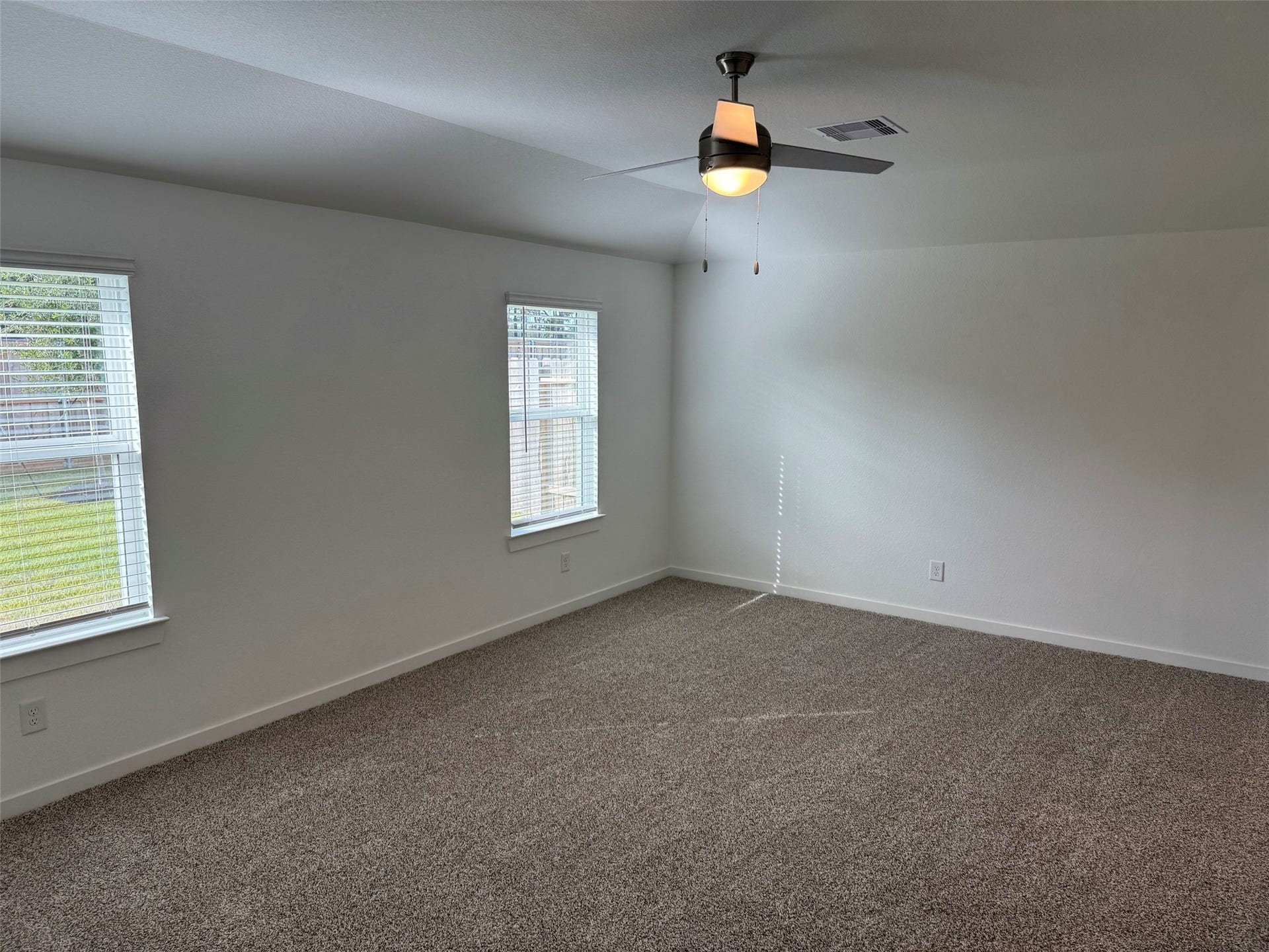 3911 Grizzly Bear Pass, Conroe, TX 77303