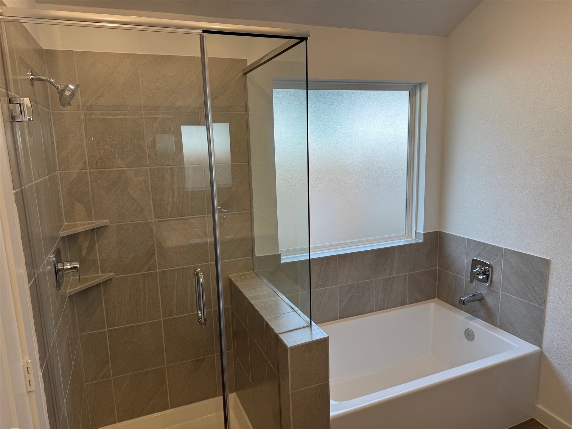 3911 Grizzly Bear Pass, Conroe, TX 77303