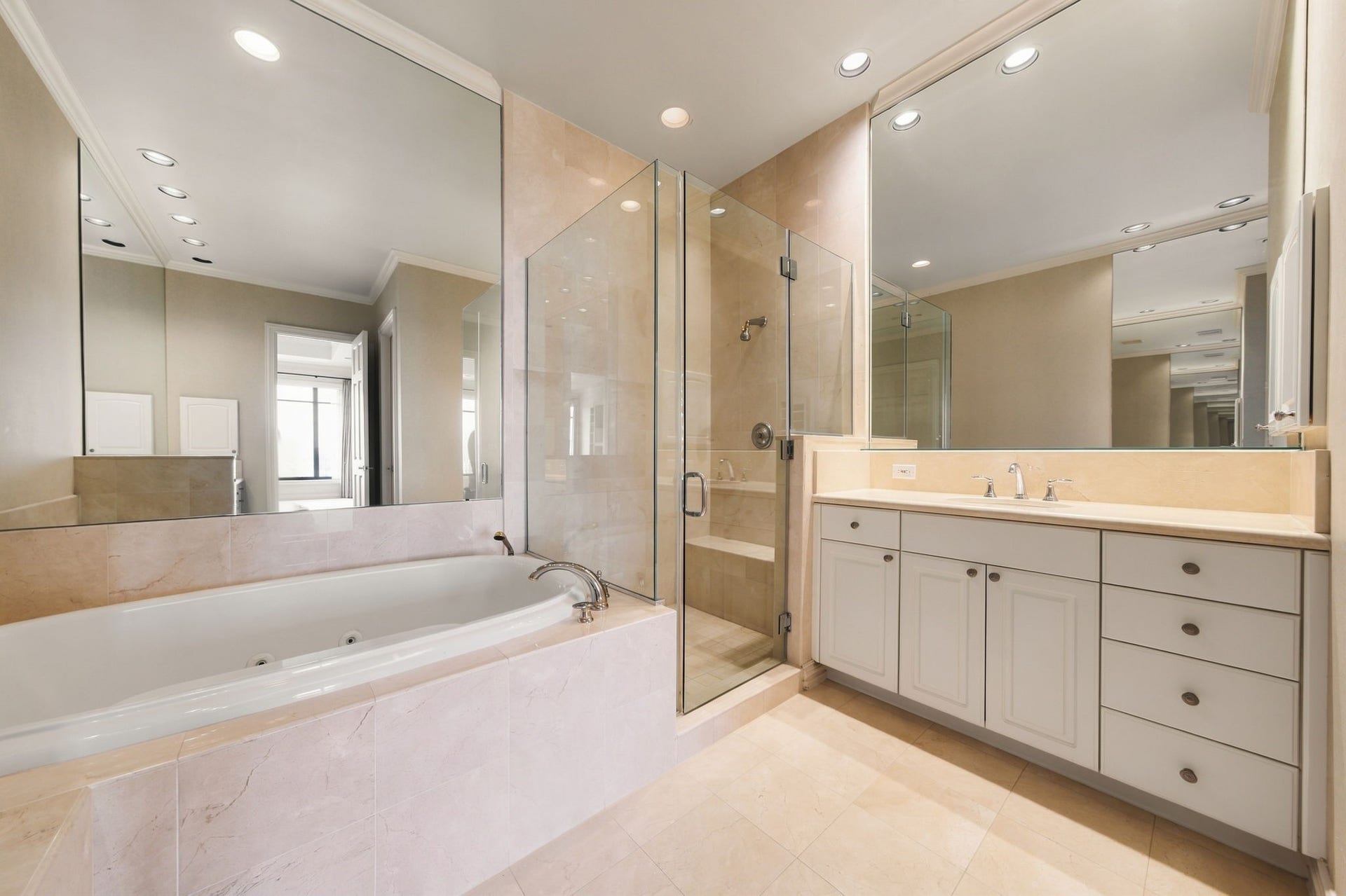 2121 Kirby Drive, #13NE, Houston, TX 77019 2121 Kirby Drive, #13NE, Houston, TX 77019