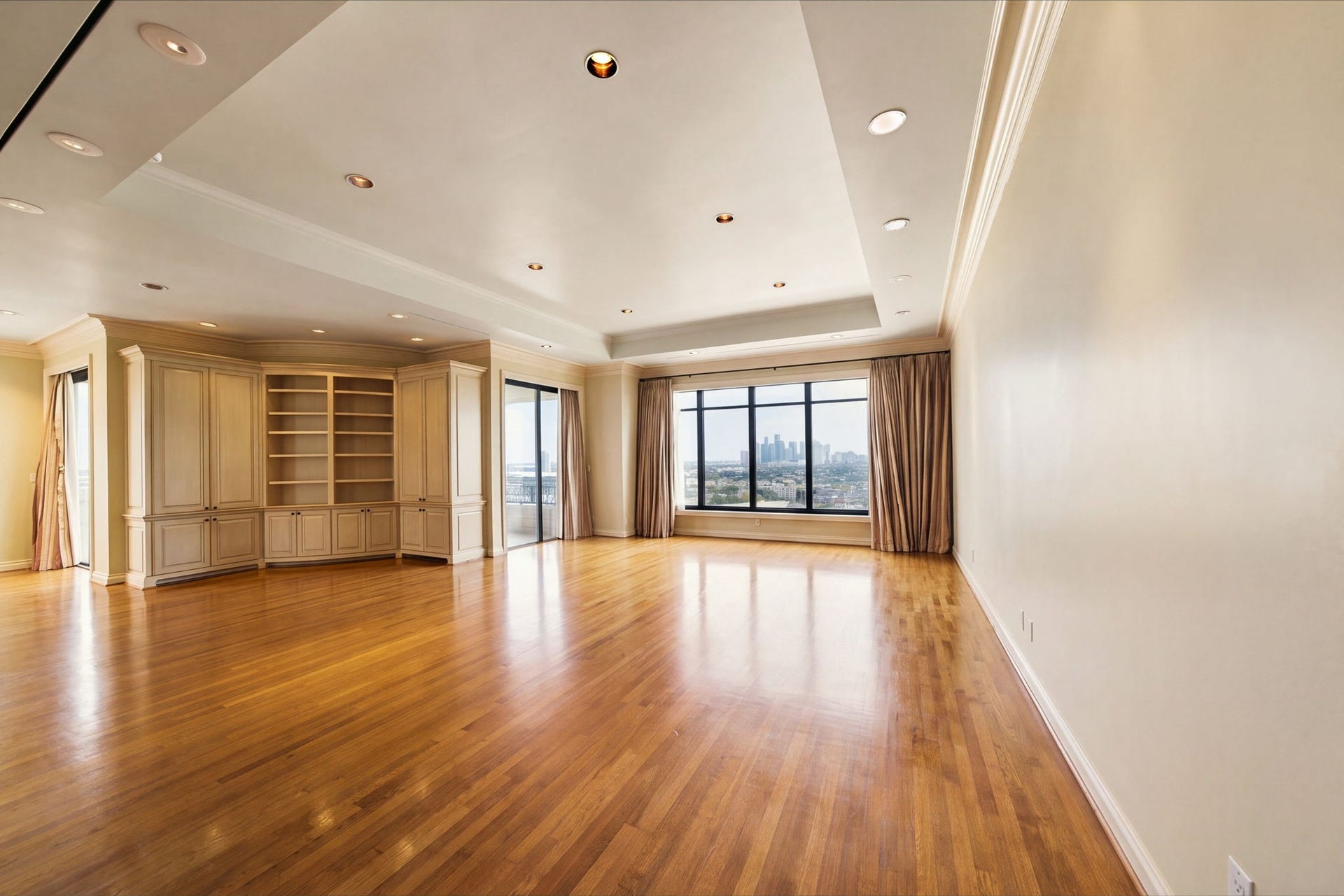 2121 Kirby Drive, #13NE, Houston, TX 77019 2121 Kirby Drive, #13NE, Houston, TX 77019