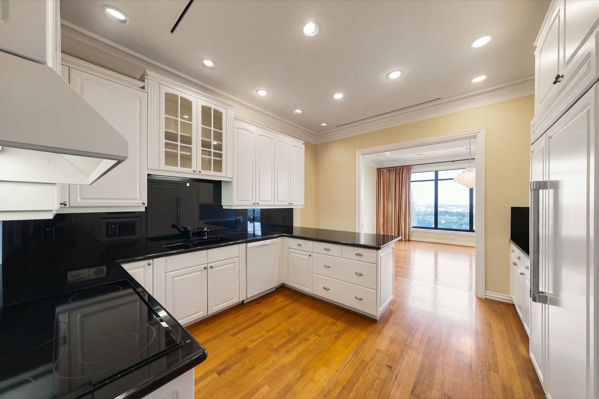 2121 Kirby Drive, #13NE, Houston, TX 77019 2121 Kirby Drive, #13NE, Houston, TX 77019