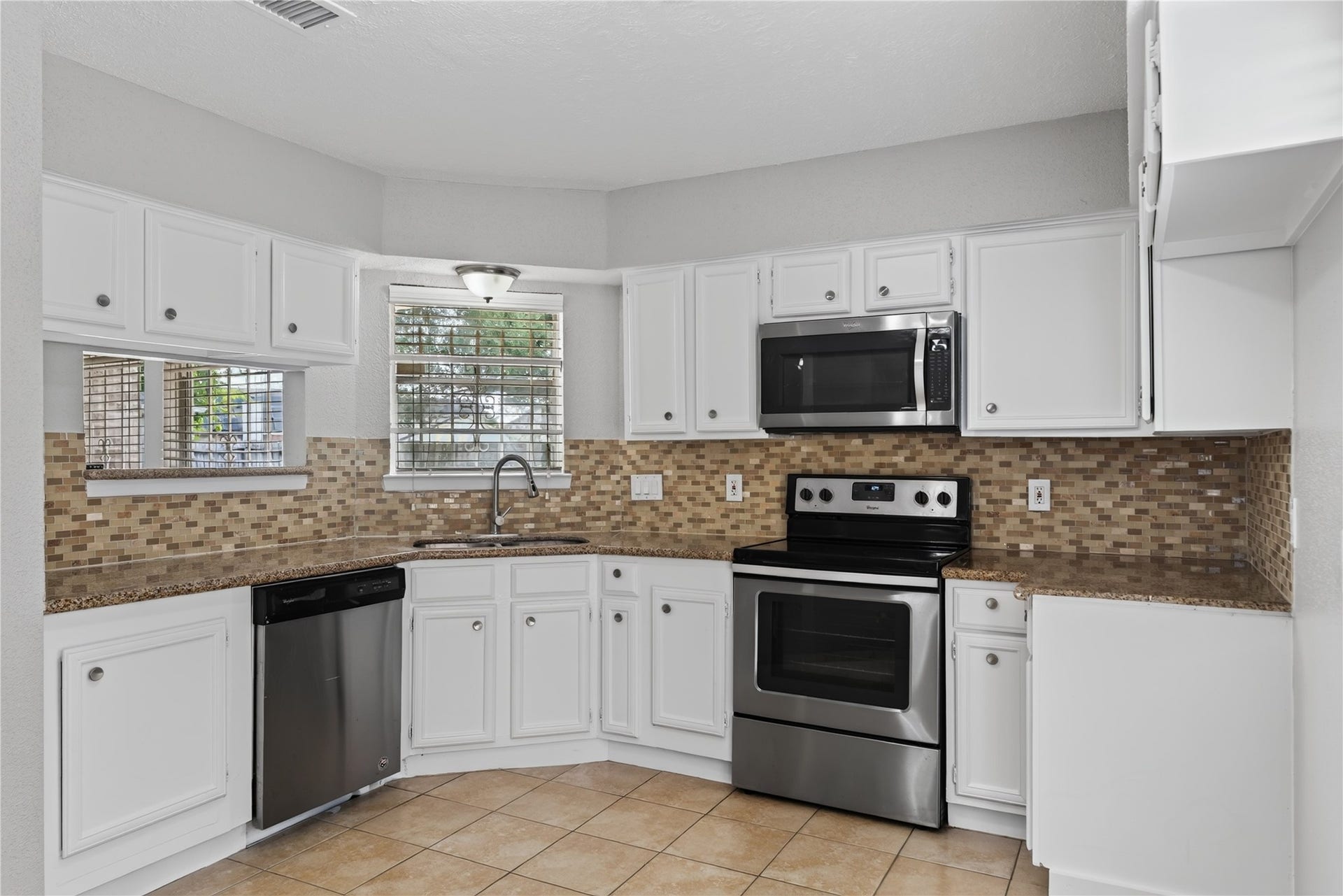 1427 Lazy Spring Drive, Missouri City, TX 77489 1427 Lazy Spring Drive, Missouri City, TX 77489