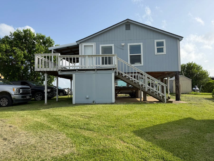 Property photo for 1597 County Road 441b, Brazoria, TX