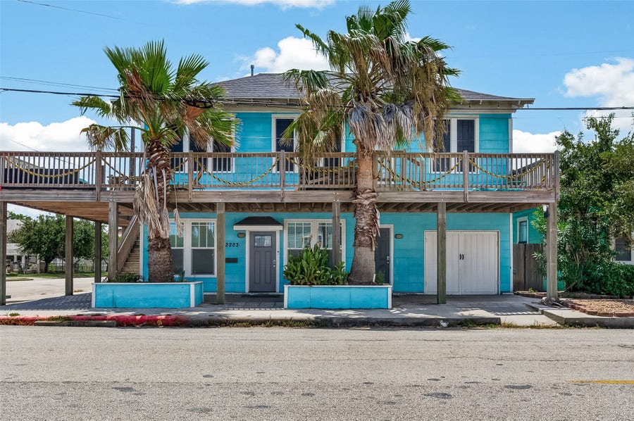 Property photo for 2223 33rd Street, Galveston, TX