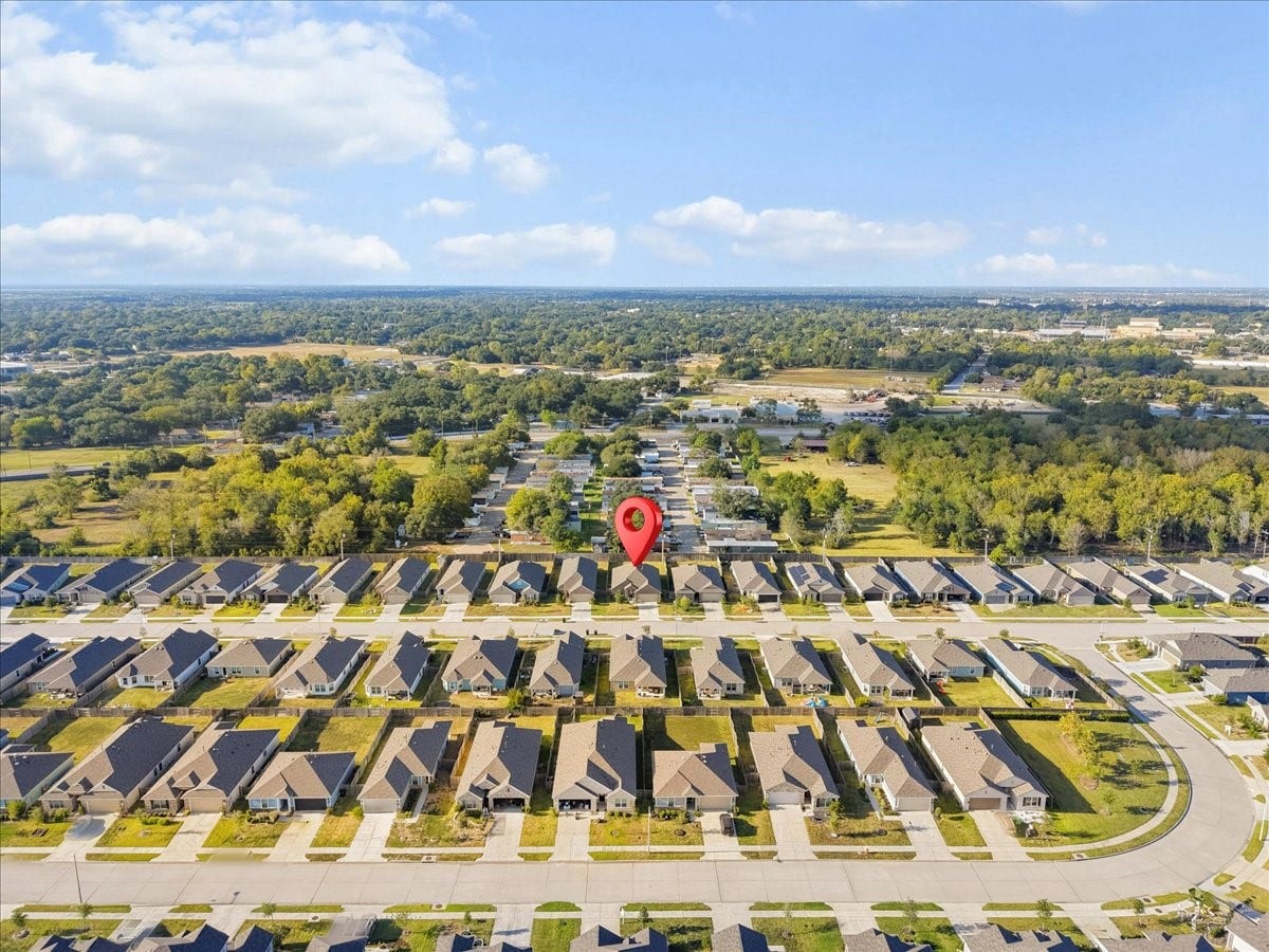 1204 Filly Creek Drive, Alvin, TX 77511 1204 Filly Creek Drive, Alvin, TX 77511
