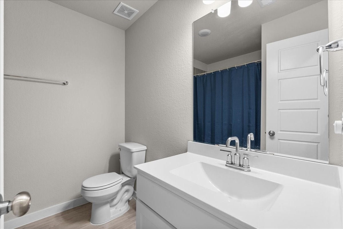 1204 Filly Creek Drive, Alvin, TX 77511 1204 Filly Creek Drive, Alvin, TX 77511