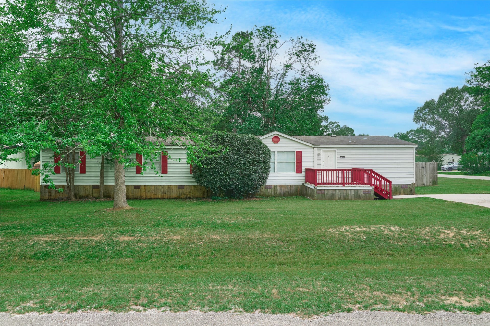 16500 Brittany Way, Conroe, TX 77306 16500 Brittany Way, Conroe, TX 77306