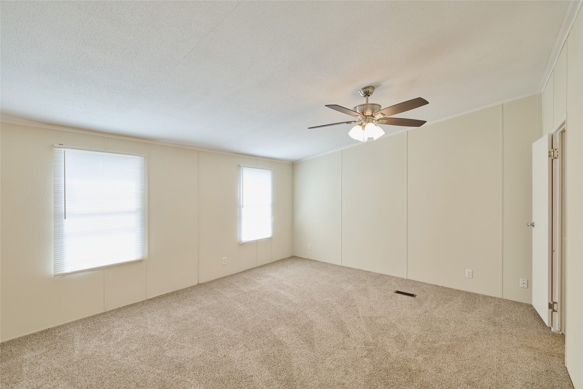 16500 Brittany Way, Conroe, TX 77306 16500 Brittany Way, Conroe, TX 77306