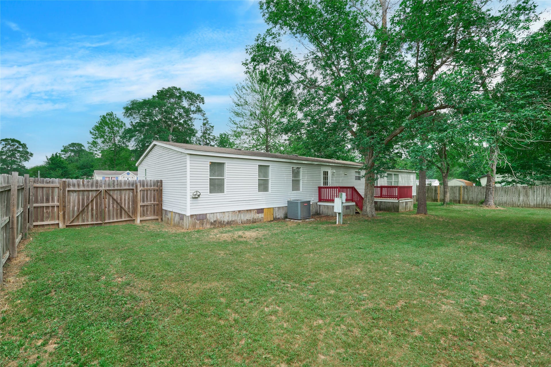 16500 Brittany Way, Conroe, TX 77306 16500 Brittany Way, Conroe, TX 77306