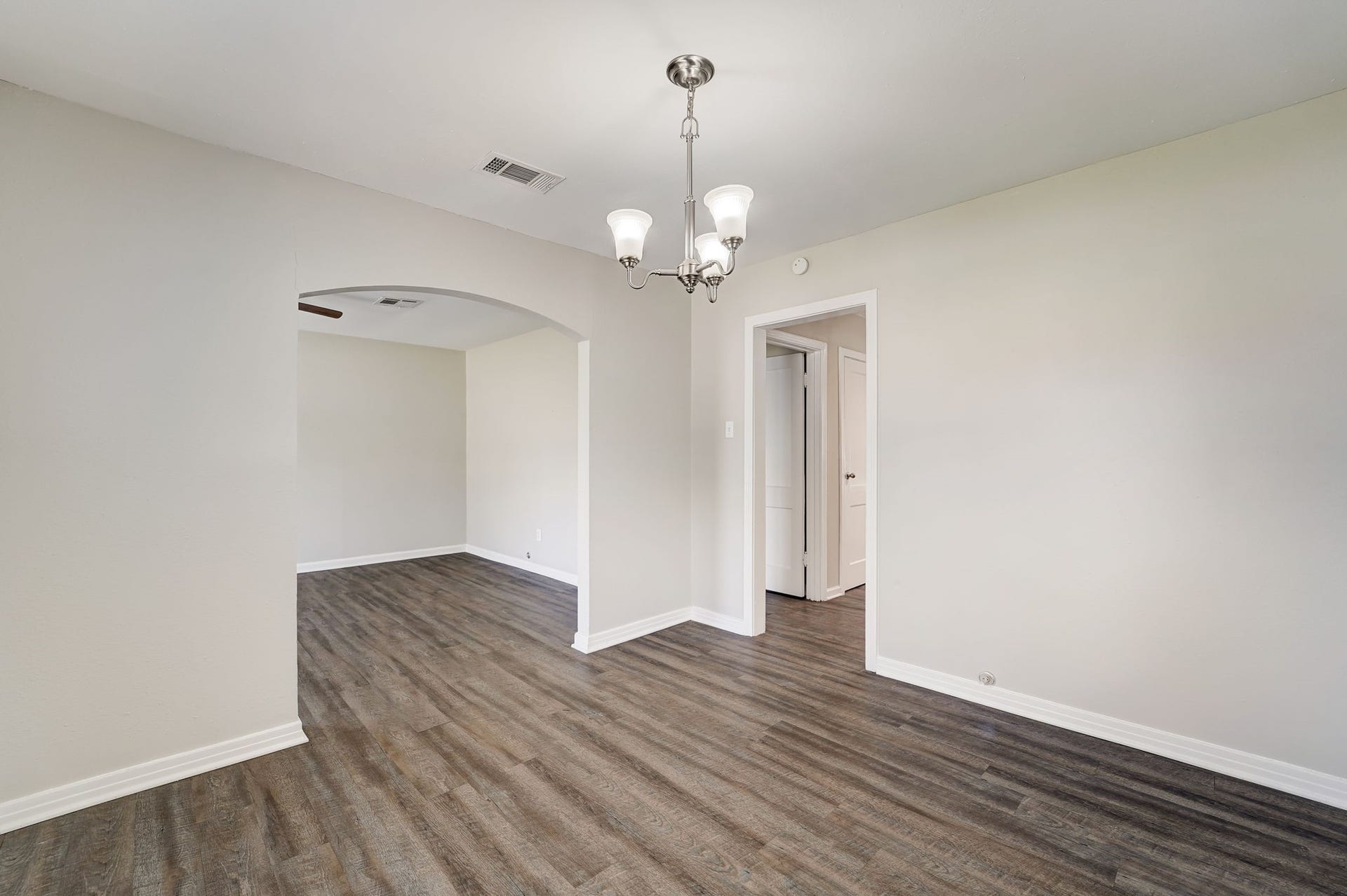 1420 Foreman Street, La Marque, TX 77568 Spacious dining area that opens to the living room and kitchen.