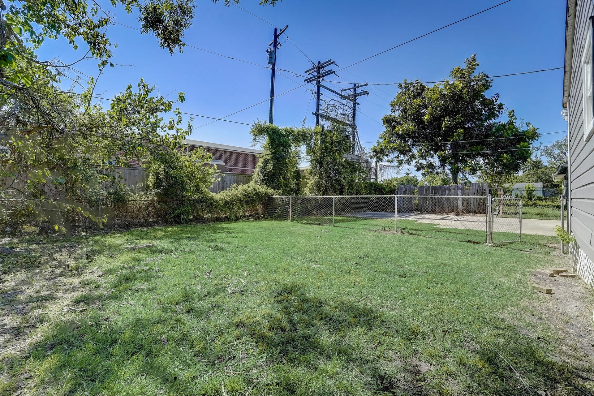 1420 Foreman Street, La Marque, TX 77568 1420 Foreman Street, La Marque, TX 77568